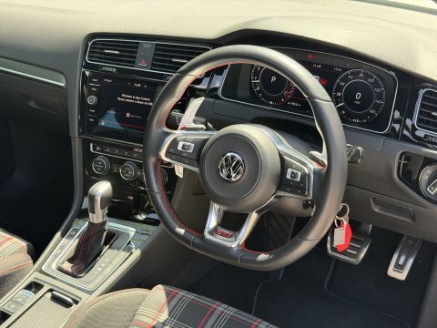 Volkswagen Golf 2.0 Golf Gti White #2