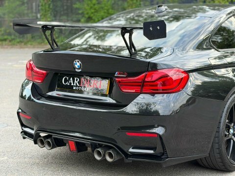 BMW M4 M4 Competition Edition Package S-a White #19