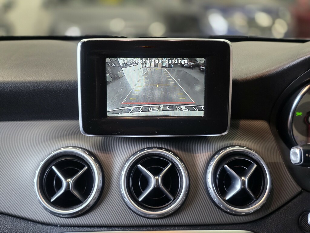 Mercedes-Benz GLA Class Suv White #12