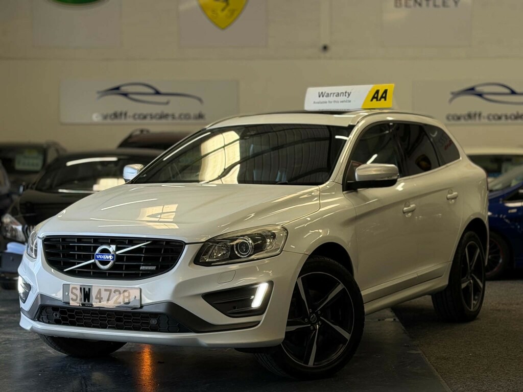 Volvo XC60 2.0 R-design Lux D4 181Hp White #4