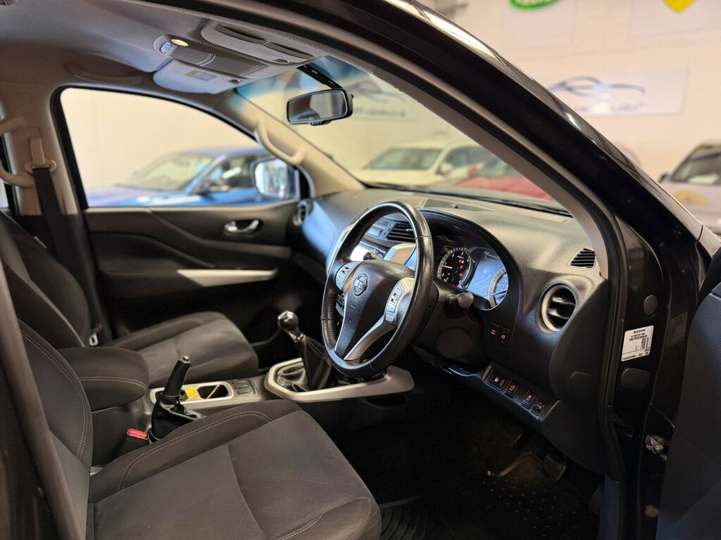 Nissan Navara Dci Tekna Shr Dcb Brown #16