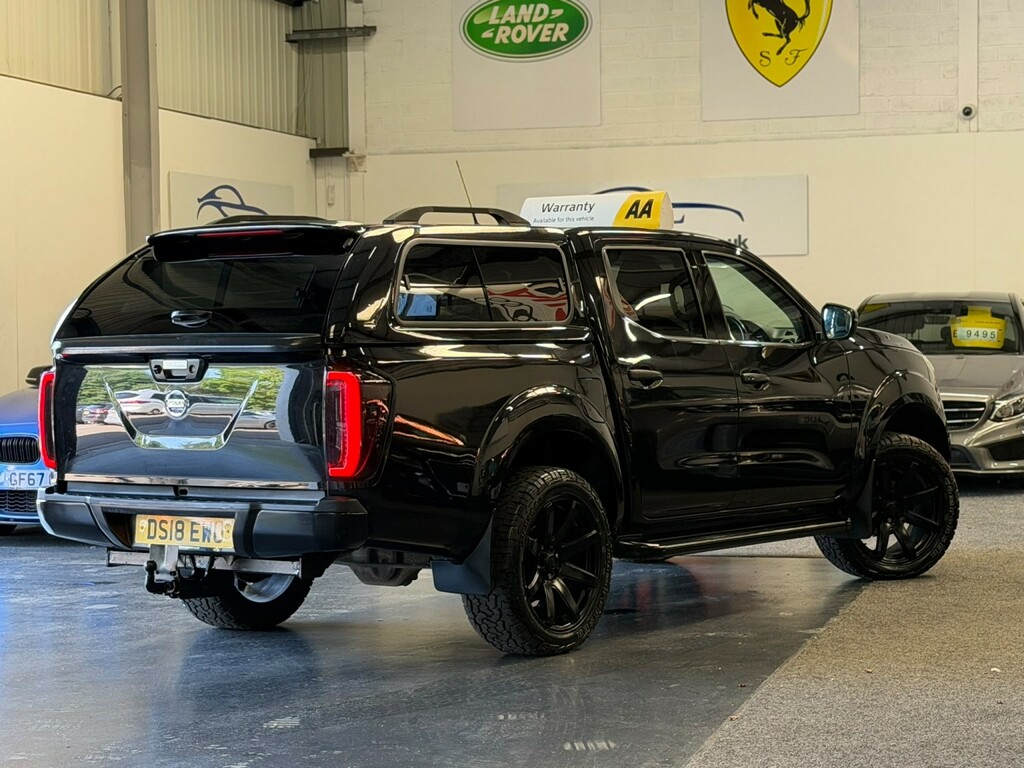 Nissan Navara 2.3 Dci N-connecta Black #4
