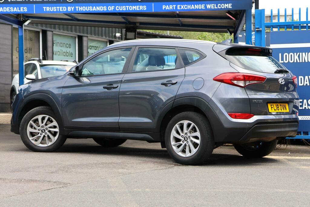 Hyundai Tucson 1.6 Gdi Blue Drive Se Nav Euro 6 Ss FL18OVN Grey #4