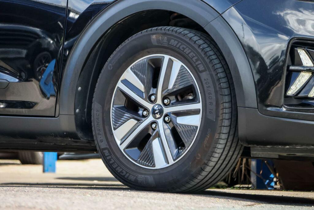Kia Niro 2 Black #4