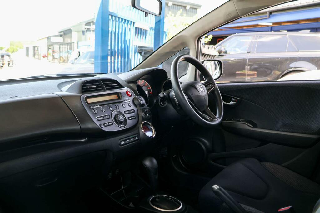 Honda Jazz 1.3 I-vtec Es Grey #14