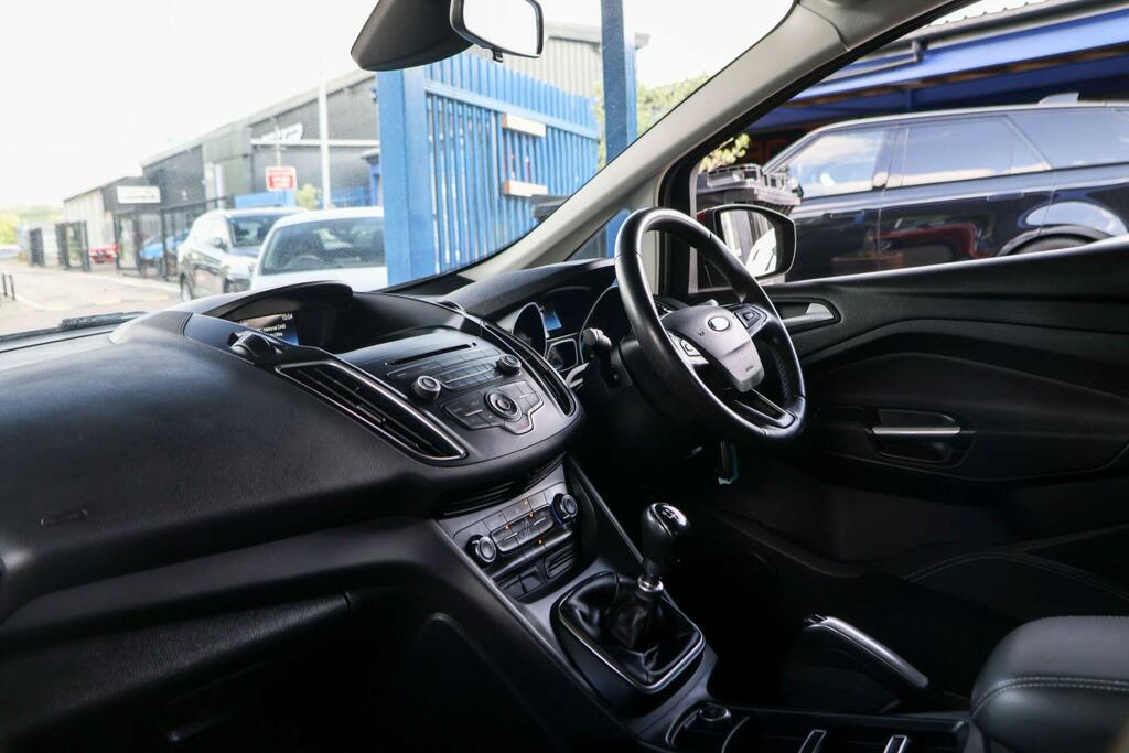 Ford C-Max 1.6L Zetec 124 Bhp White #18