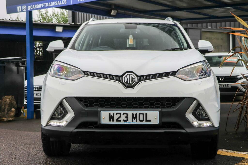 MG GS Exclusive White #3