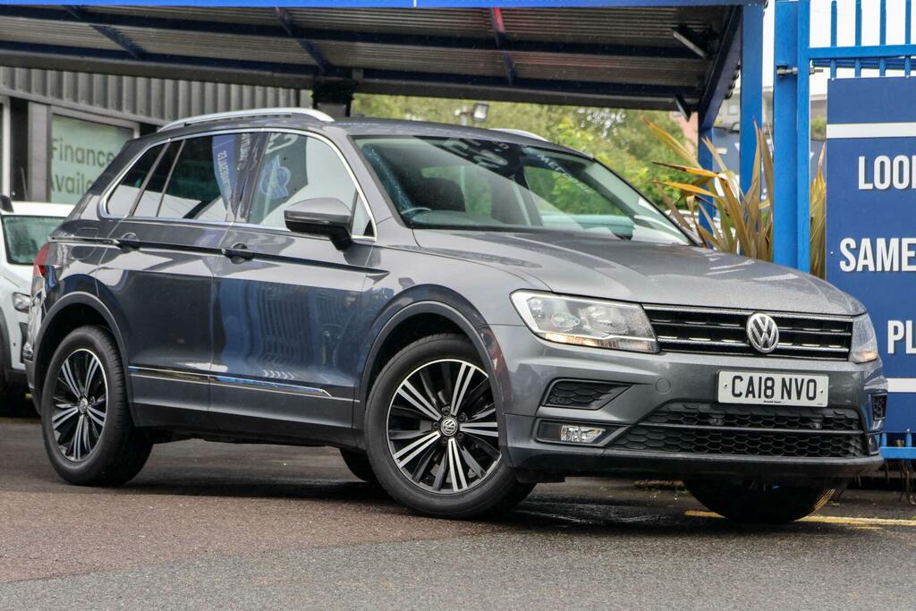 Volkswagen Tiguan Se Navigation Grey