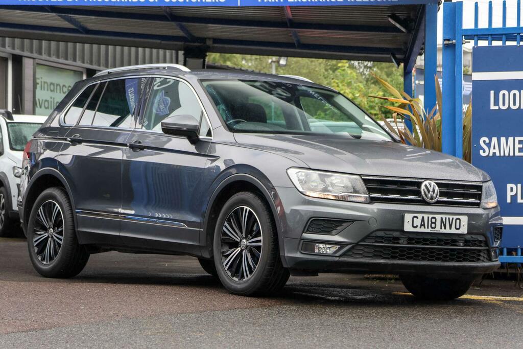 Volkswagen Tiguan Se Navigation Grey #2