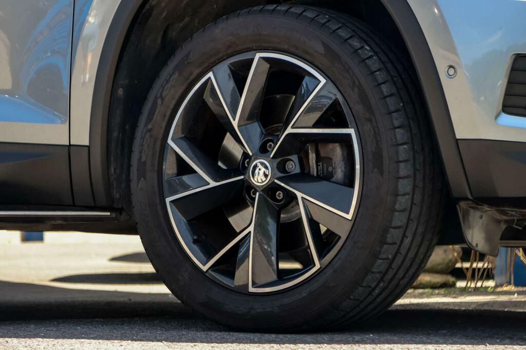 Skoda Kodiaq Edition Grey #4