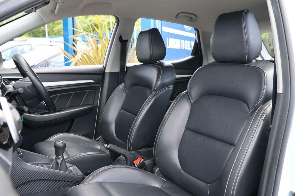 MG ZS Zs 1.0 T-gdi Exclusive Orange #8