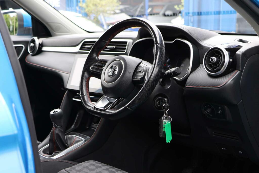 MG ZS Excite Blue #4