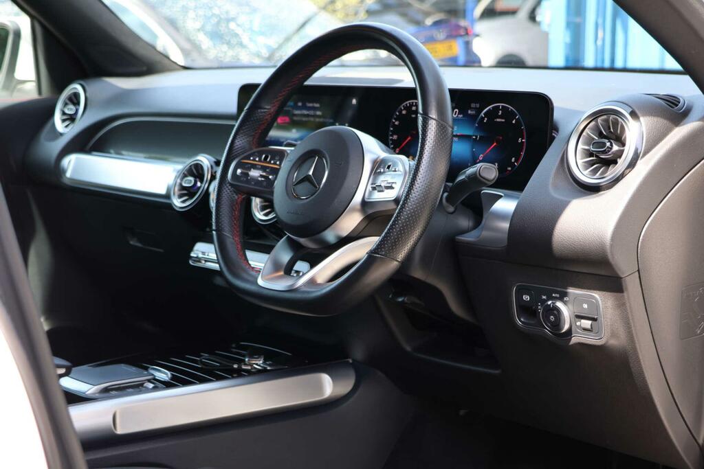 Mercedes-Benz GLB Class Amg Line White #4