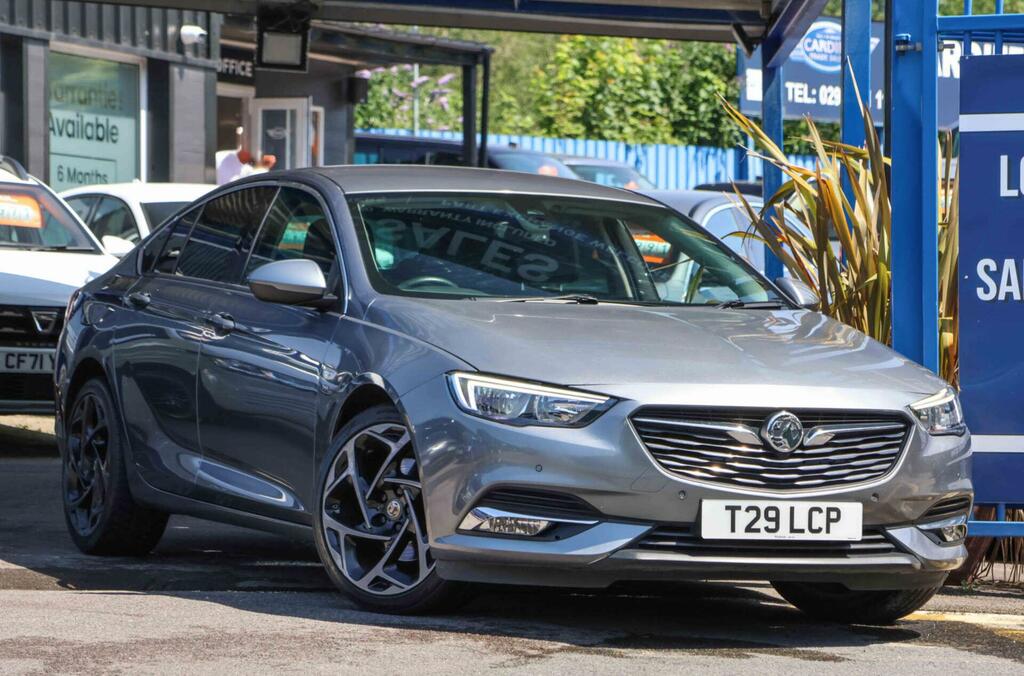 Vauxhall Insignia Sri Nav Grey