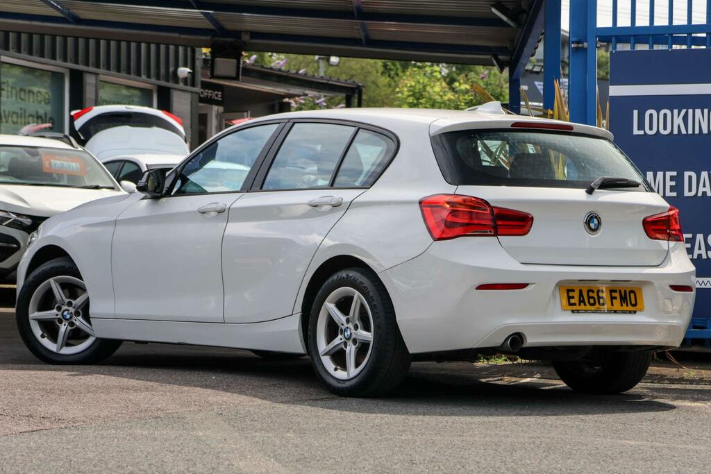 BMW 1 Series Se White #6