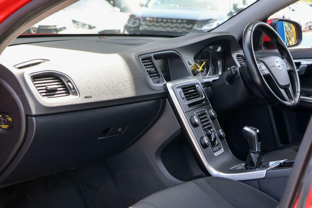 Volvo V60 2.0 D4 Business Edition 188 Bhp Grey #20