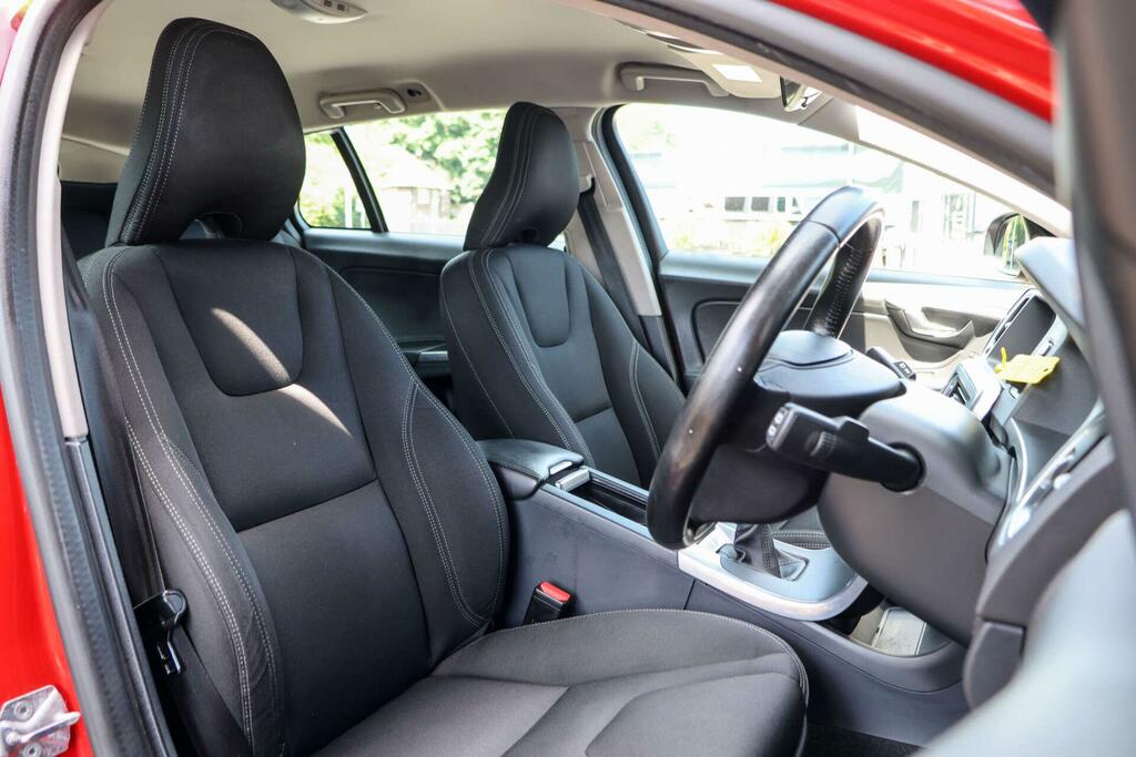 Volvo V60 2.0 D4 Business Edition 188 Bhp Grey #16