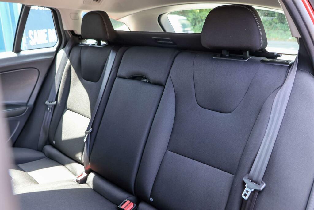 Volvo V60 2.0 D4 Business Edition 188 Bhp Grey #18
