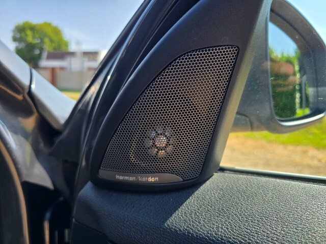 BMW X1 Sdrive18d Se White #32