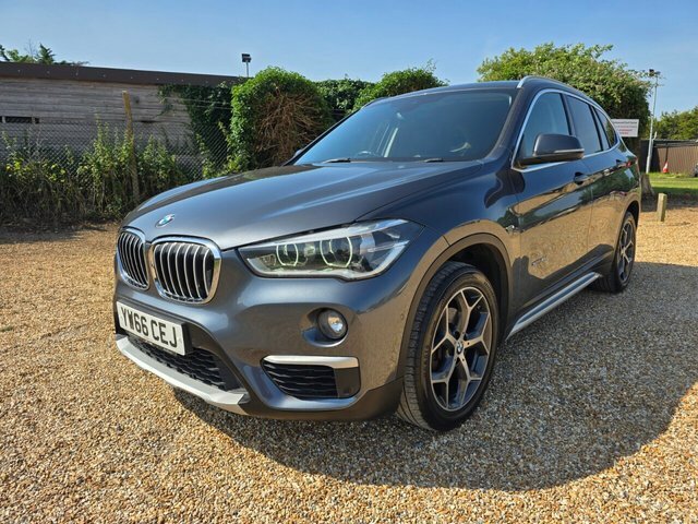 BMW X1 Sdrive18d Se White #18
