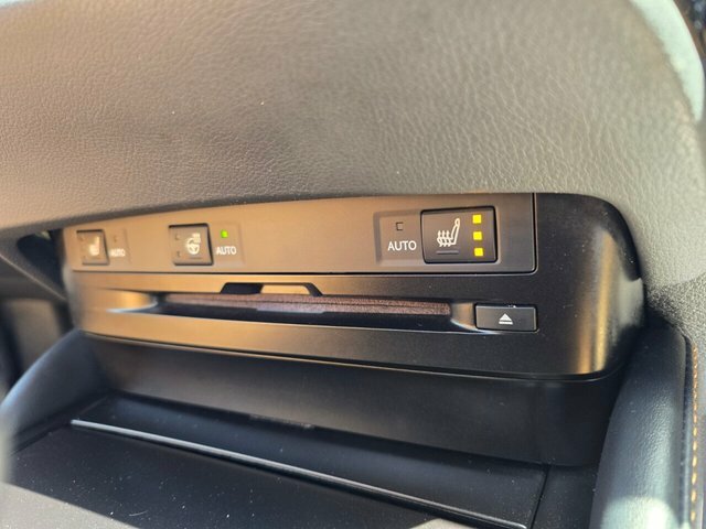 Lexus ES 300H F-sport Tech Safety Black #36