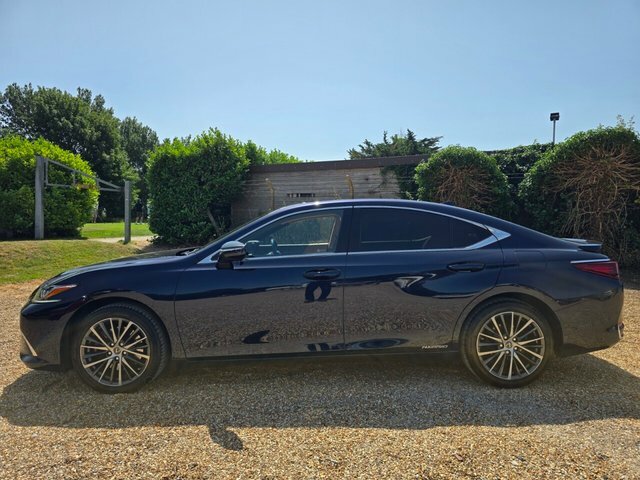 Lexus ES 300H F-sport Tech Safety Black #19