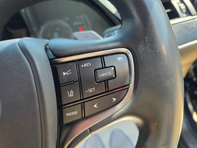 Lexus ES 300H F-sport Tech Safety Black #31