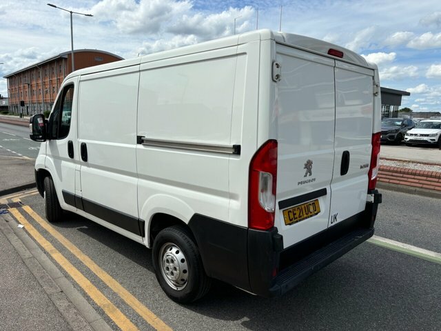 Peugeot Boxer Mpv White #3