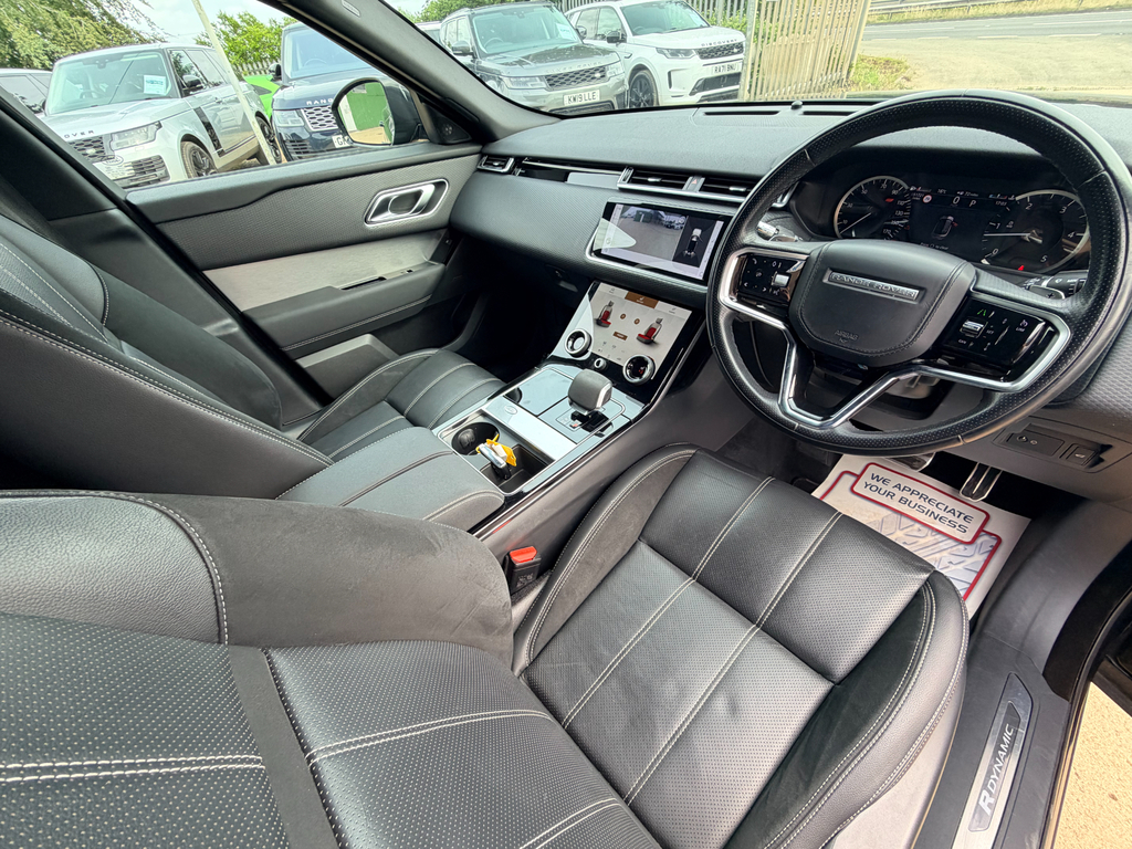Land Rover Range Rover Velar 3.0 D300 Mhev R-dynamic Se Suv 4Wd EY72NHG Black #3
