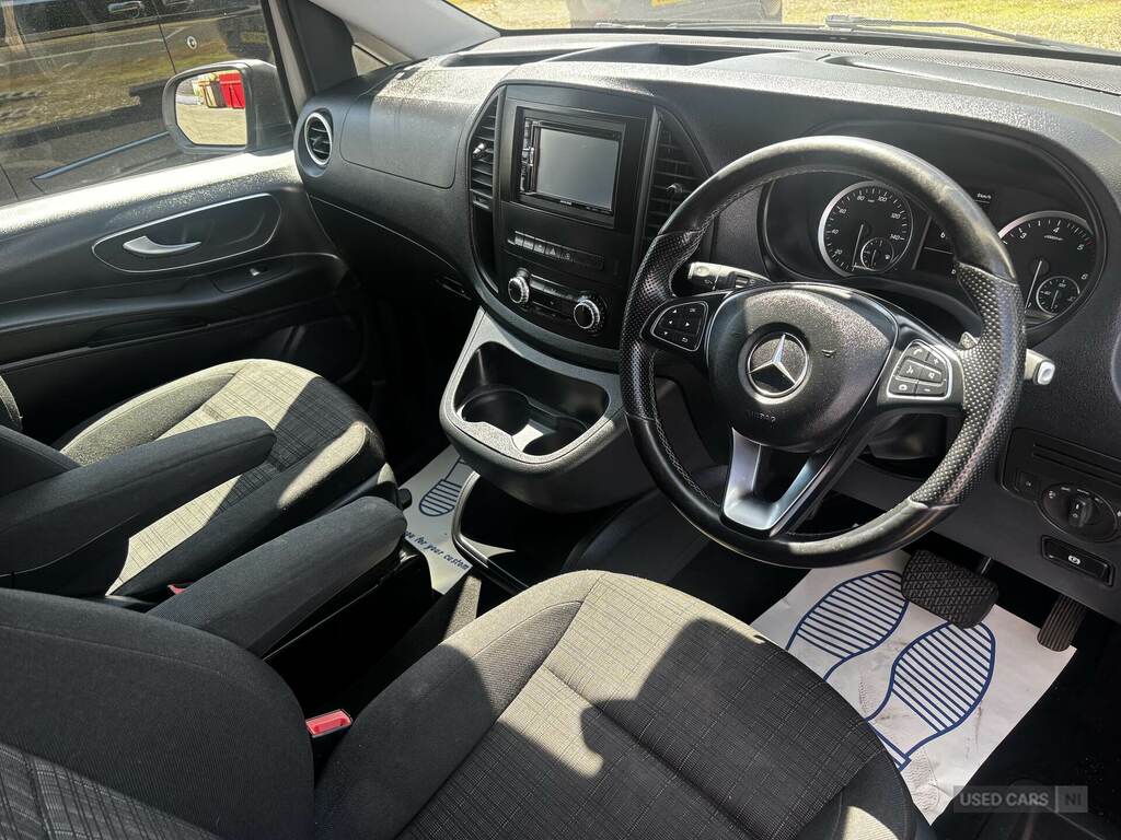 Mercedes-Benz Vito Mpv White #11