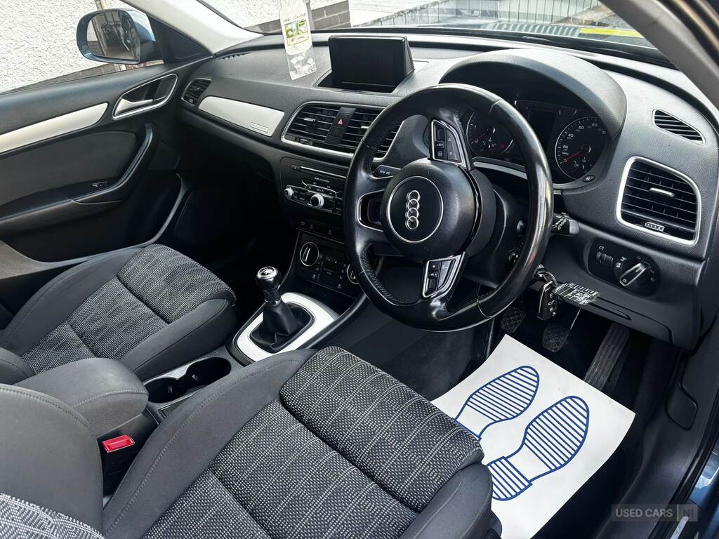 Audi Q3 2.0 Tdi Quattro Sport YA66ZDU Blue #3