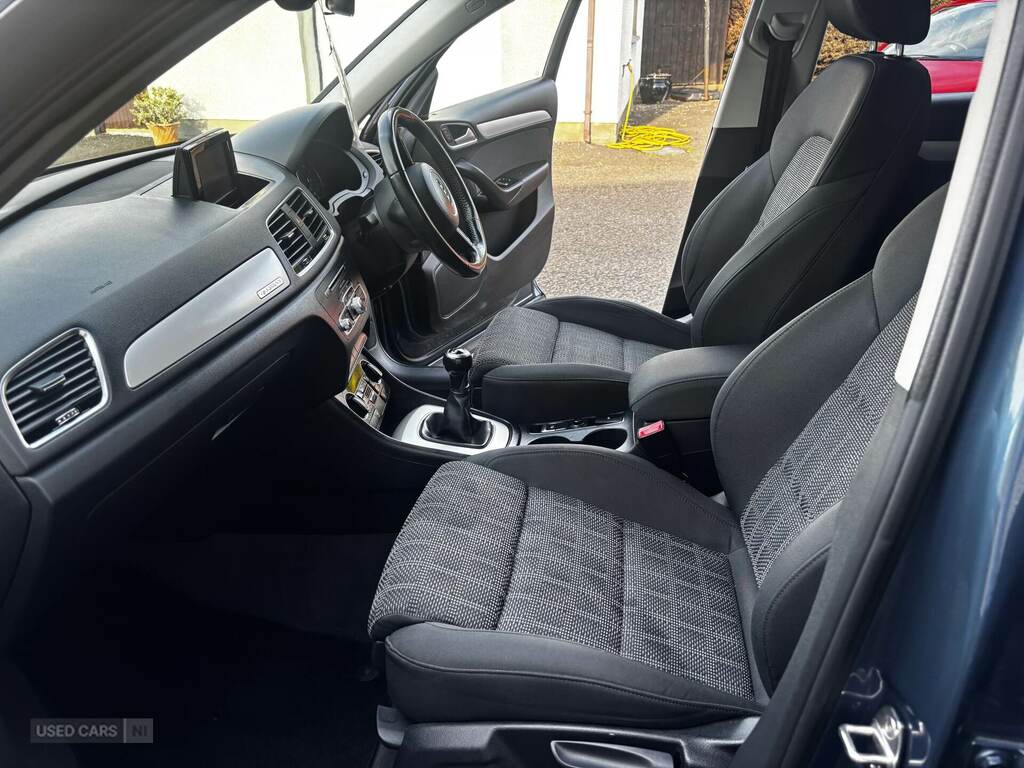 Audi Q3 2.0 Tdi Quattro Sport YA66ZDU Blue #4