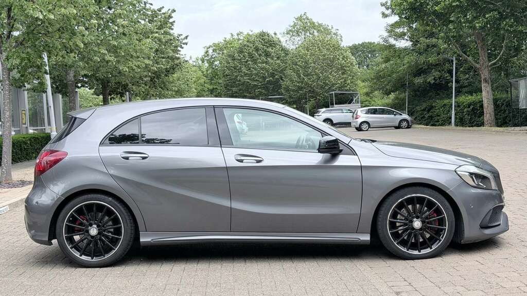Mercedes-Benz A Class A 200 D Amg Line Executive White #12
