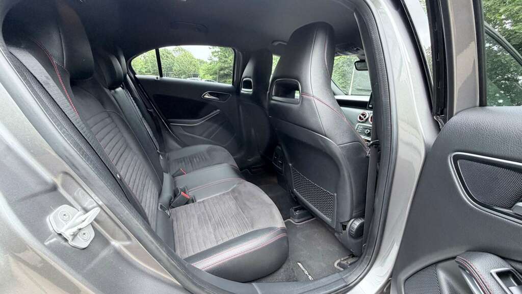 Mercedes-Benz A Class A 200 D Amg Line Executive White #16