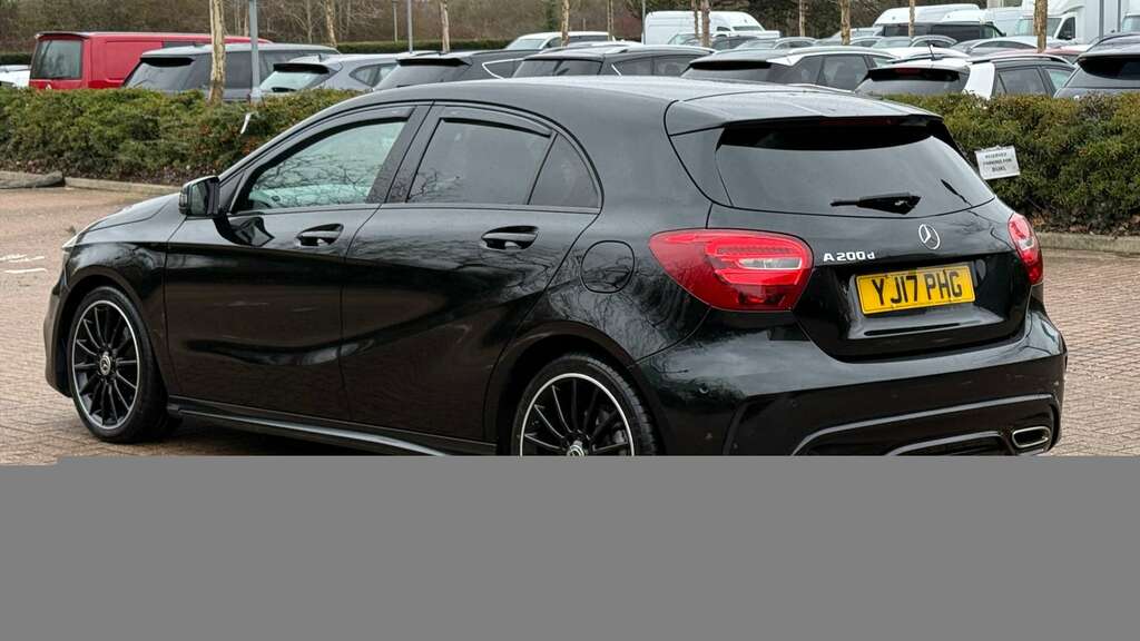 Mercedes-Benz A Class 2.1 A 200 D Amg Line Executive YJ17PHG Black #4