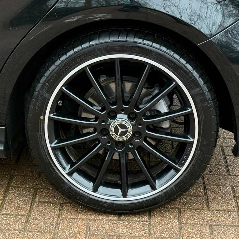 Mercedes-Benz A Class 2.1 A 200 D Amg Line Executive Black #6