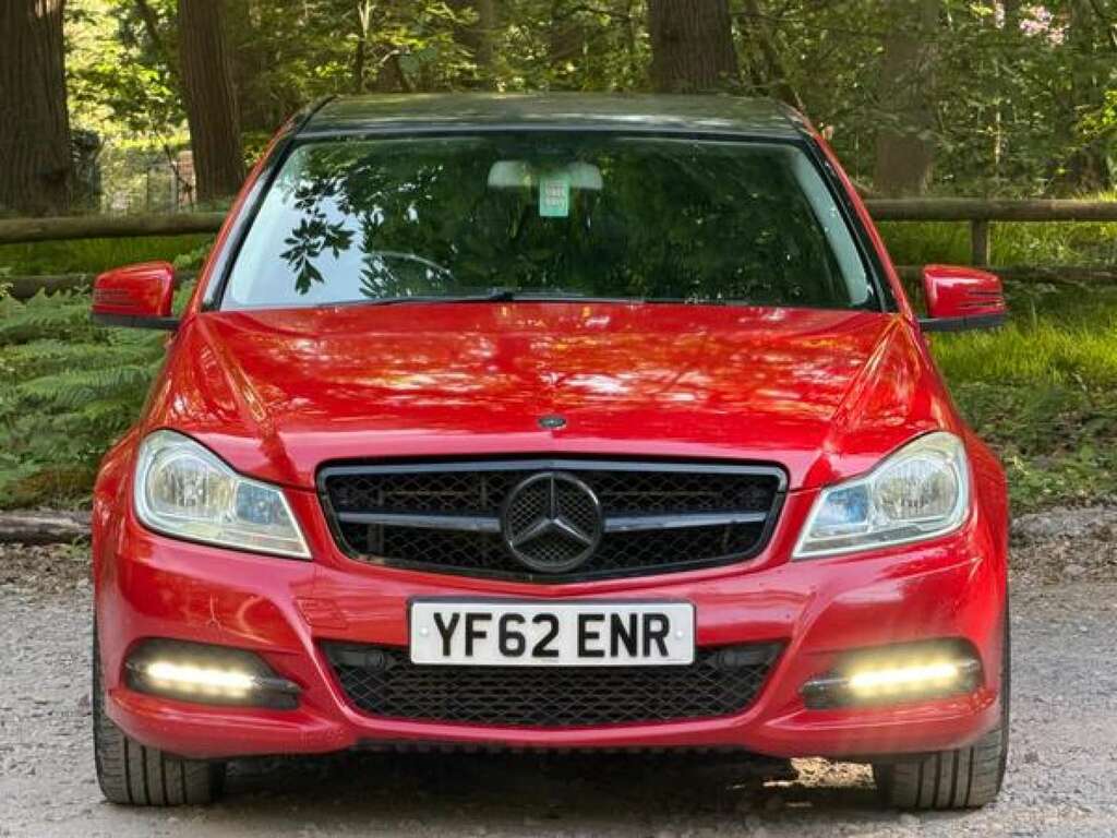 Mercedes-Benz C Class 1.6 C180 Executive Se Blueefficiency Red #2