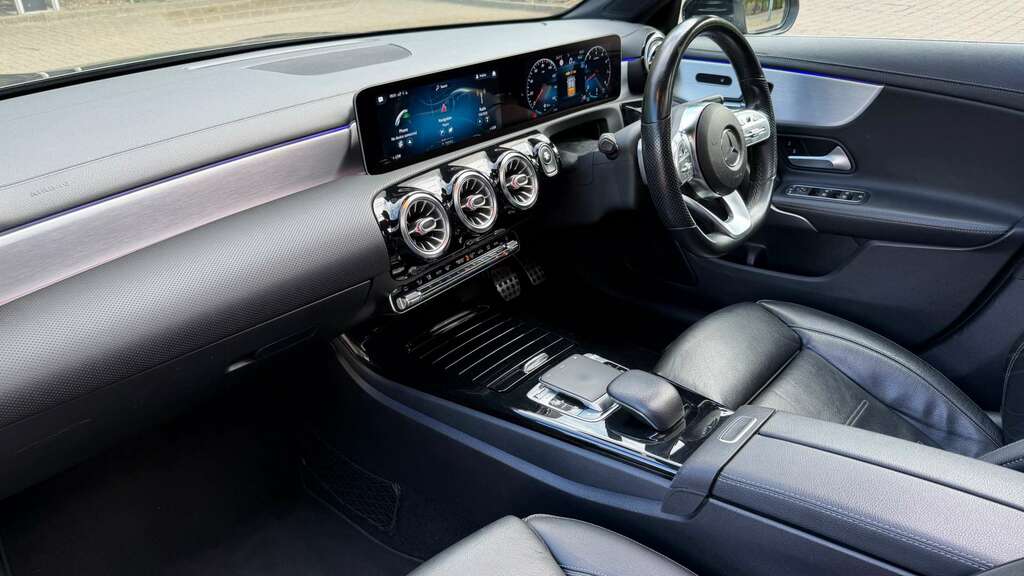 Mercedes-Benz CLA Class 2.0 Cla 220 Amg Line Premium Black #2