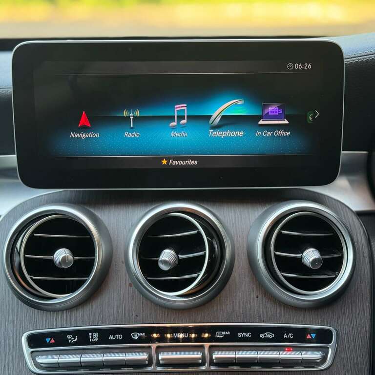 Mercedes-Benz C Class 1.5 C 200 Amg Line Premium KR68DLD Silver #2
