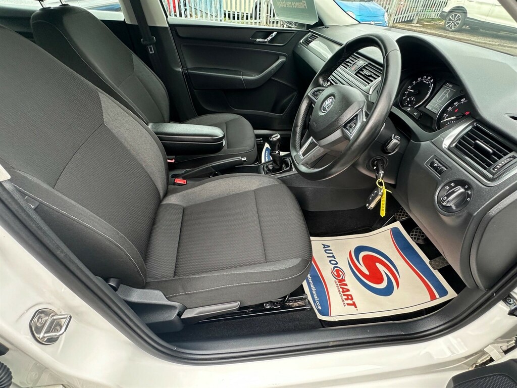 Skoda Rapid Spaceback Spaceback Se Blue #30