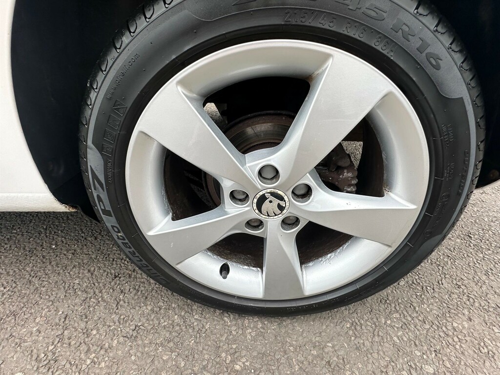 Skoda Rapid Spaceback Spaceback Se Blue #39