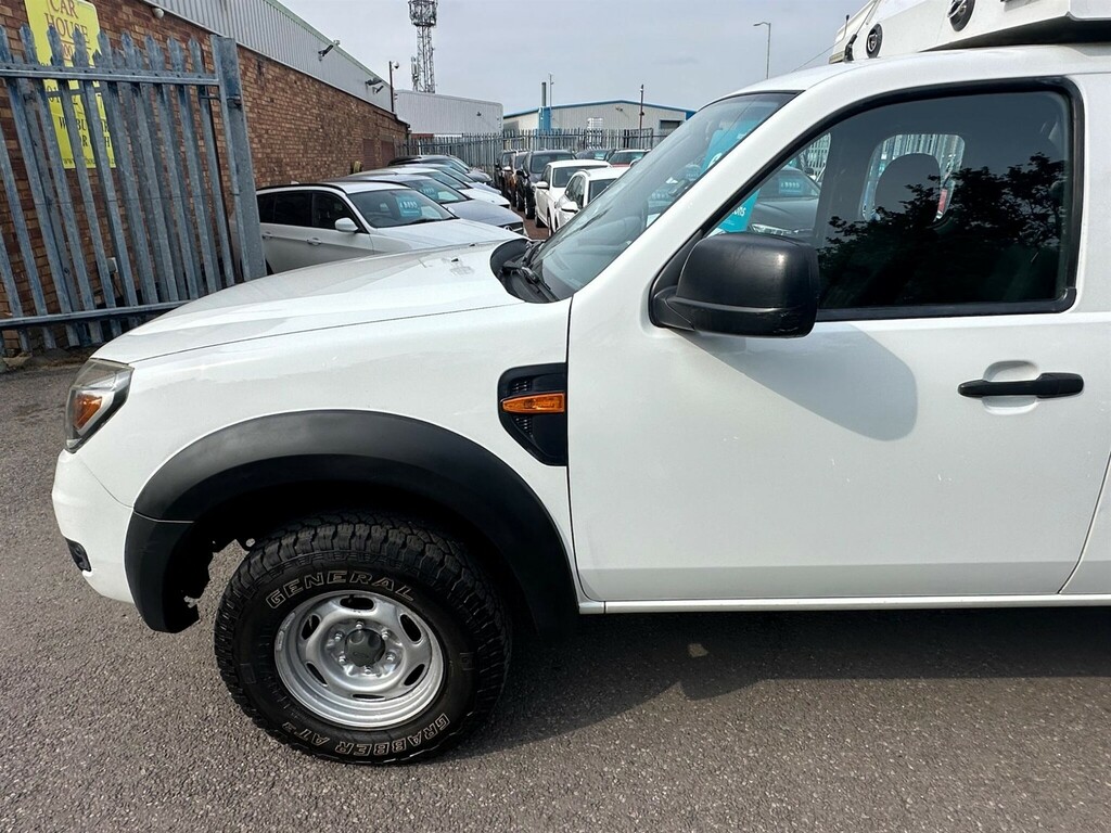 Ford Ranger Ranger XL 4X4 Double Cab Tdci White #21