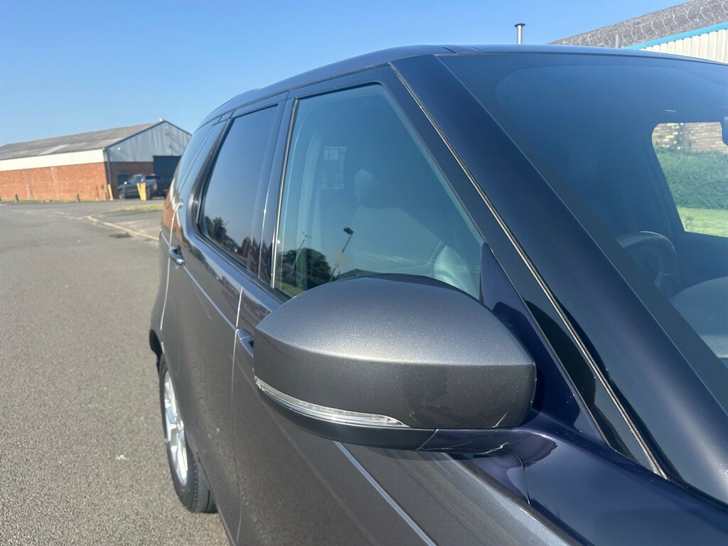Land Rover Discovery 2.0 P200 R-dynamic S  #39