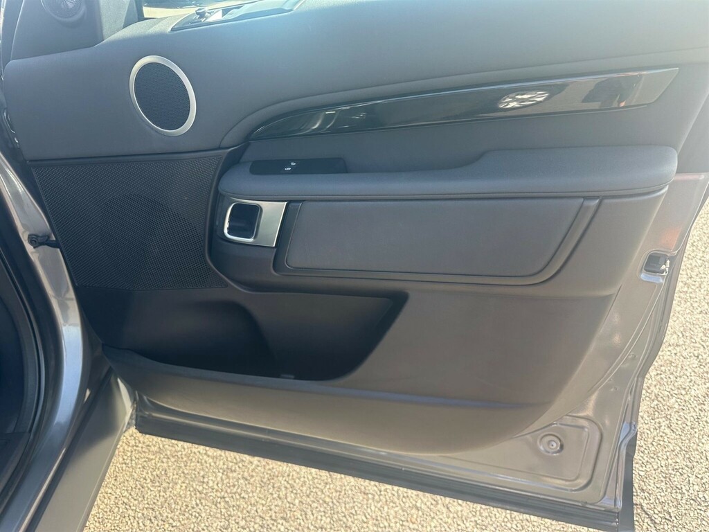 Land Rover Discovery 2.0 P200 R-dynamic S  #43