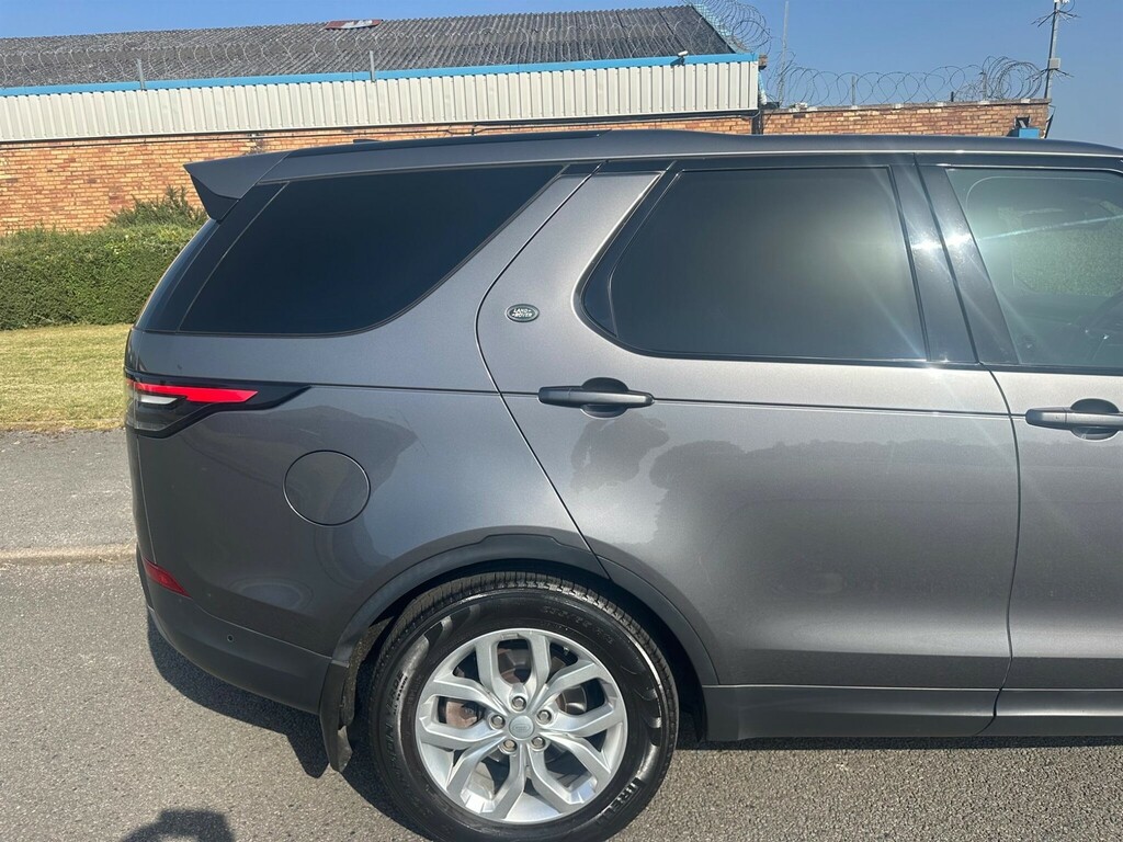 Land Rover Discovery 2.0 P200 R-dynamic S  #28