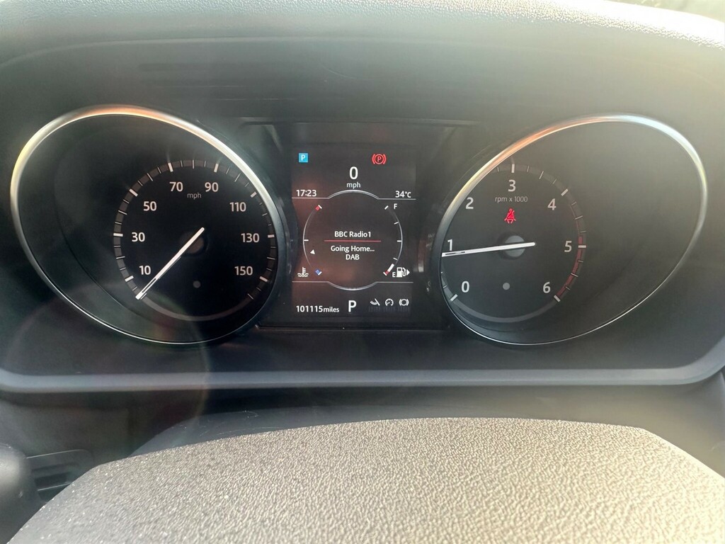 Land Rover Discovery 2.0 P200 R-dynamic S  #31