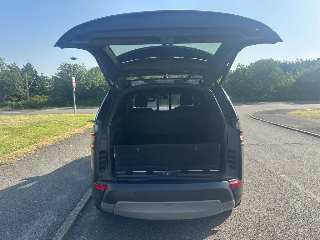 Land Rover Discovery 2.0 P200 R-dynamic S  #34