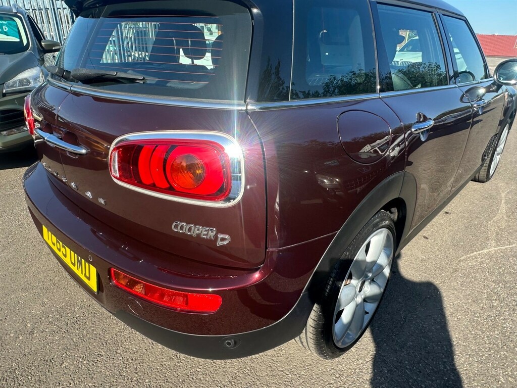 Mini Clubman 1.5 Cooper 6Dr Red #23