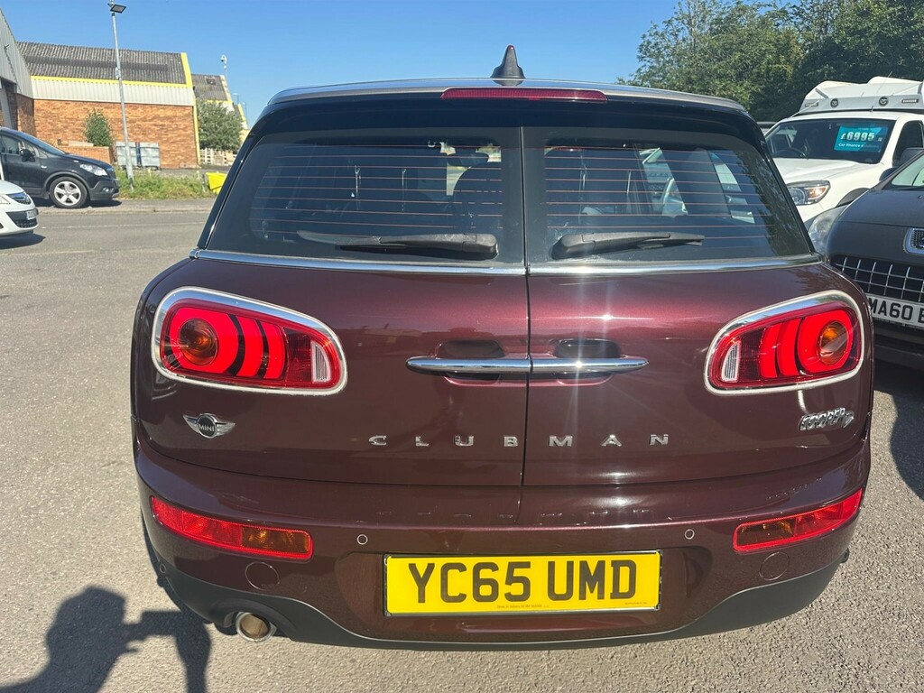 Mini Clubman 1.5 Cooper 6Dr Red #21