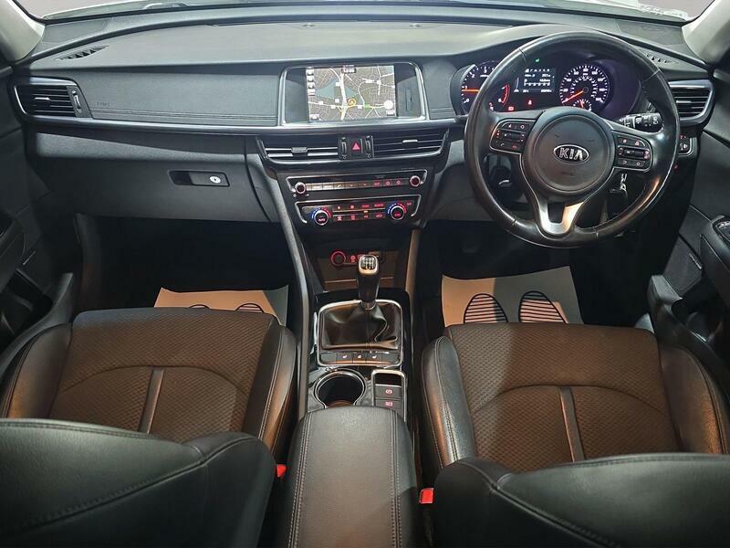 Kia Optima 1.7 Crdi 3 Sportswagon Euro 6 S S  #2